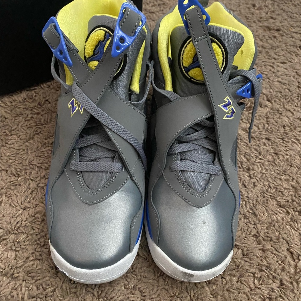Jordan Retro 8 size 7y